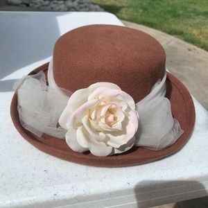 Vintage women’s hat